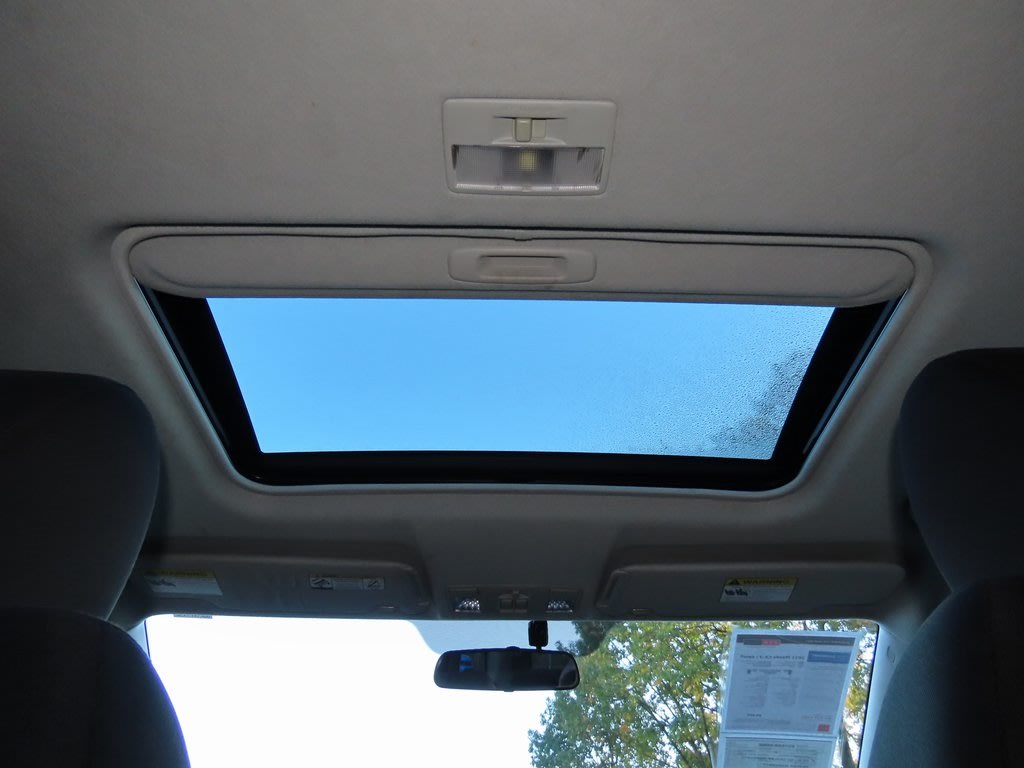 Thumbnail: 2011 Mazda CX-7 - 25