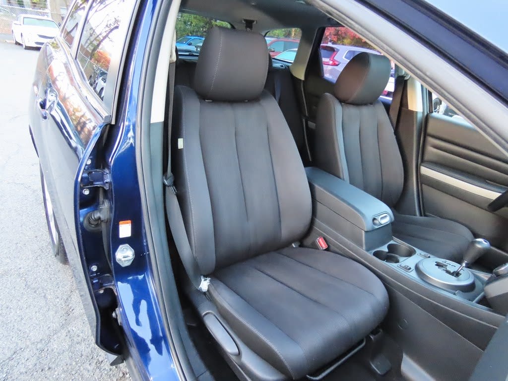 Thumbnail: 2011 Mazda CX-7 - 12