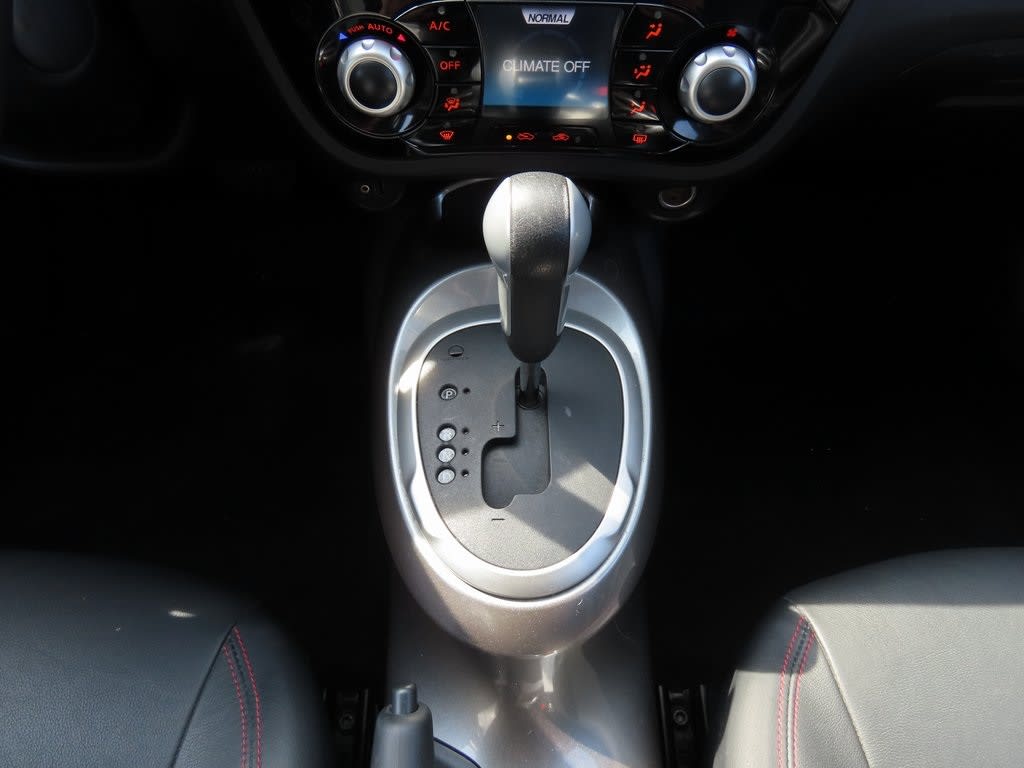 2016 Nissan Juke SL 15