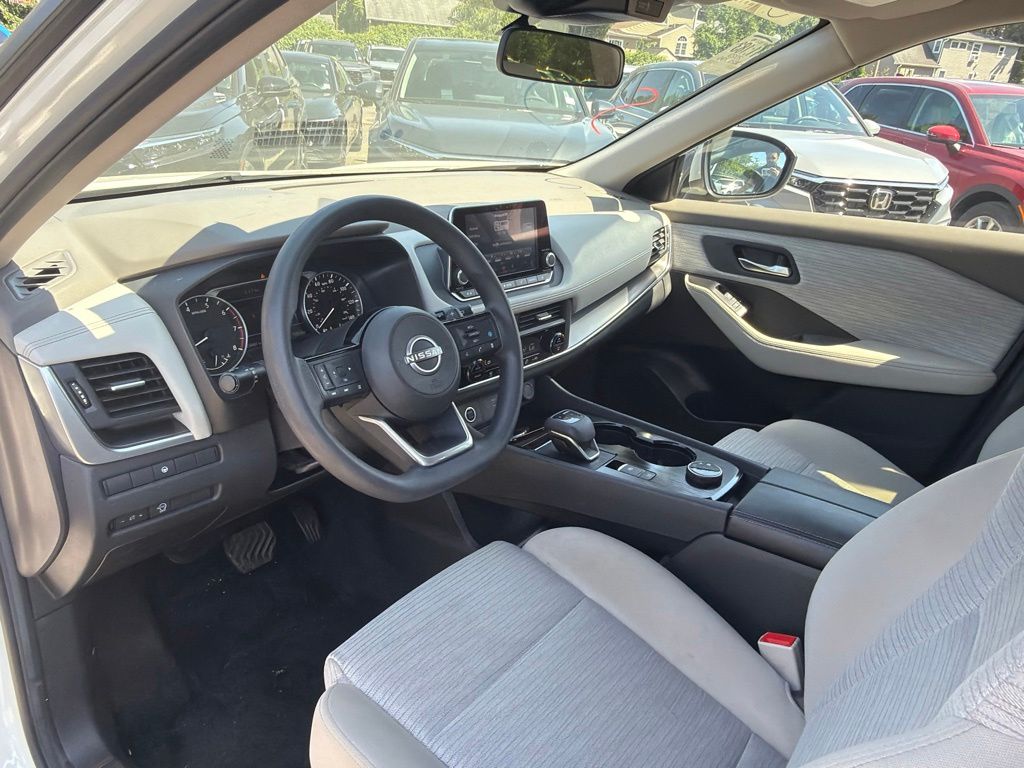Thumbnail: 2023 Nissan Rogue - 7