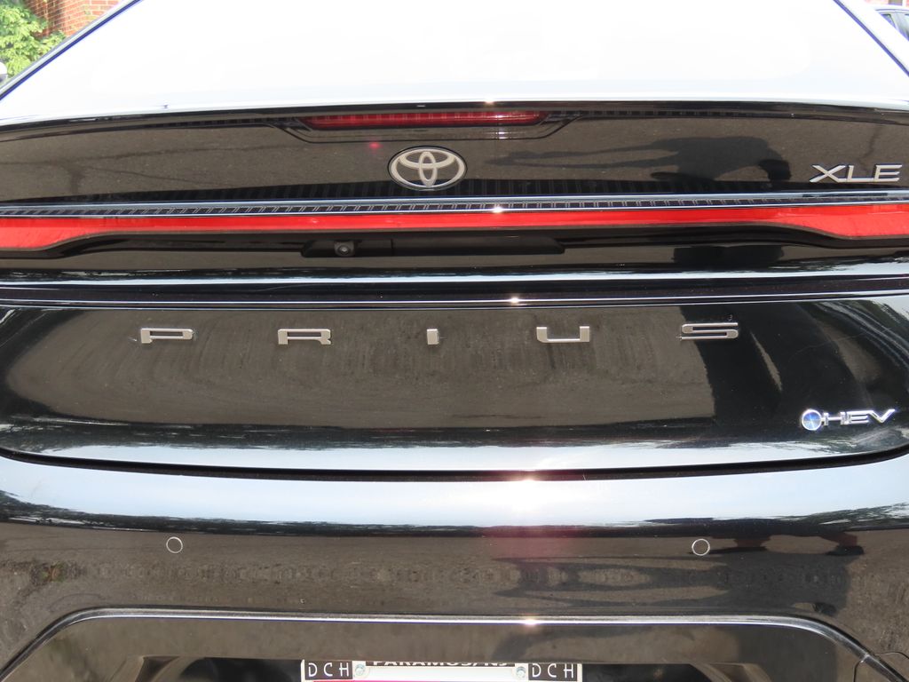 Thumbnail: 2024 Toyota Prius - 13