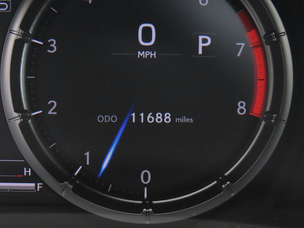 Thumbnail: 2025 Lexus ES - 28