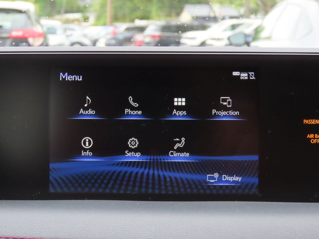 Thumbnail: 2019 Lexus UX - 15