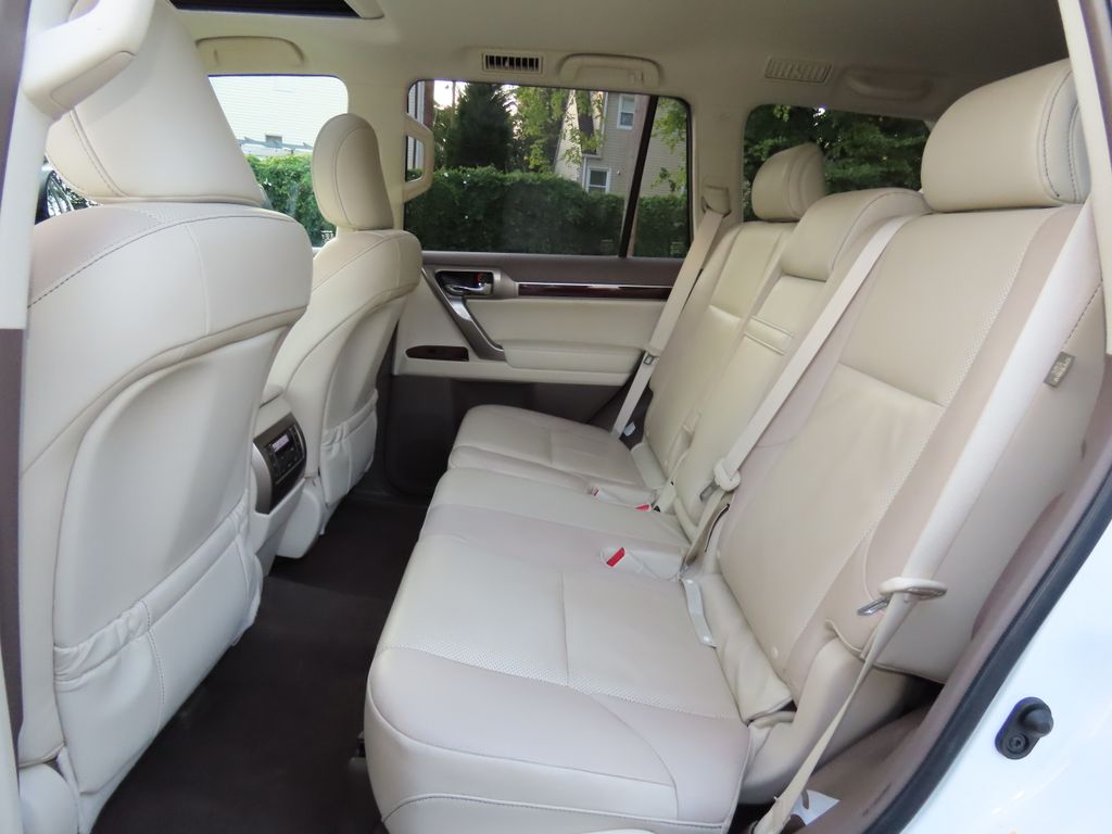 Thumbnail: 2019 Lexus GX - 13