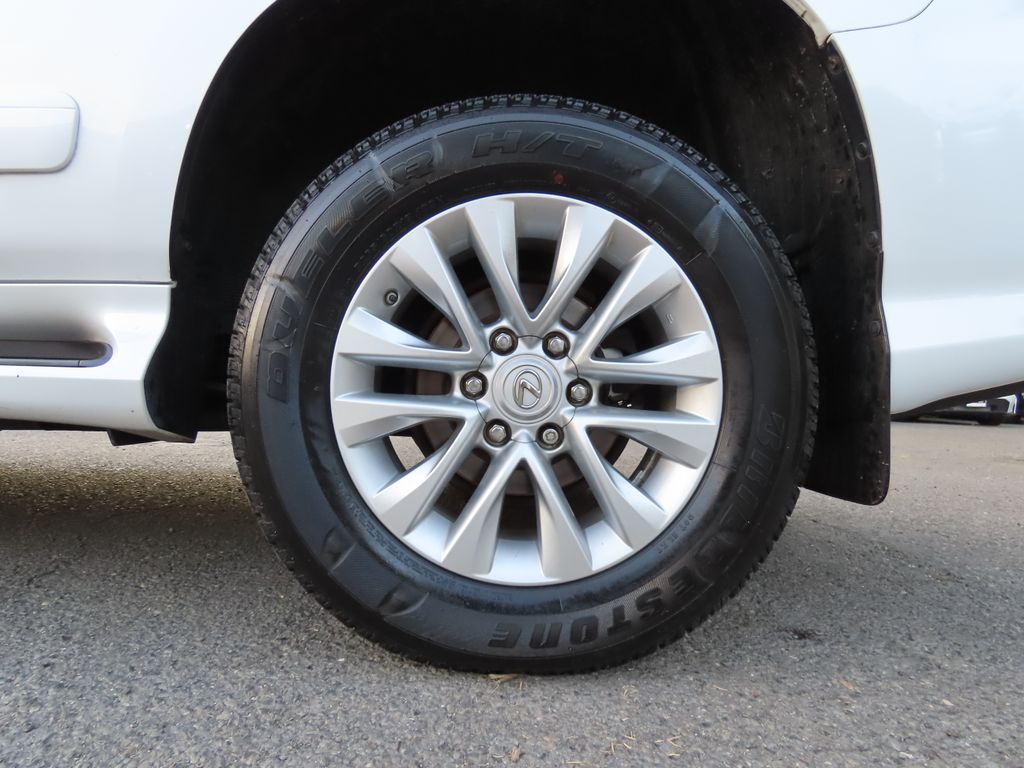 Thumbnail: 2019 Lexus GX - 8