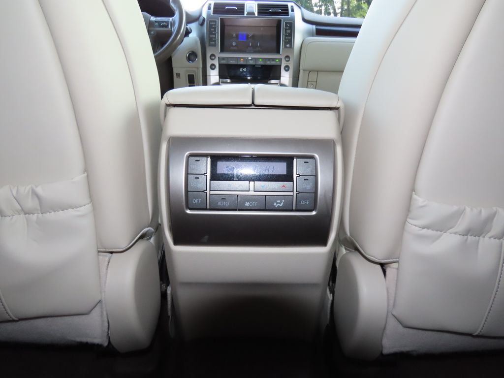 Thumbnail: 2019 Lexus GX - 26