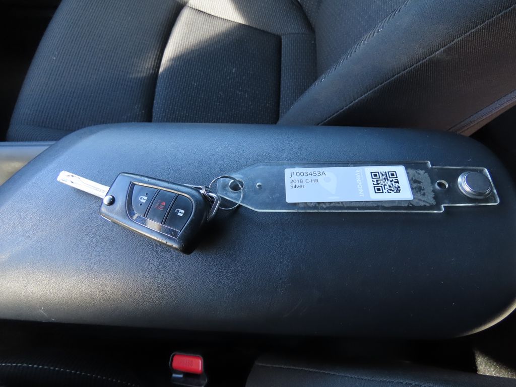 Thumbnail: 2018 Toyota C-HR - 19