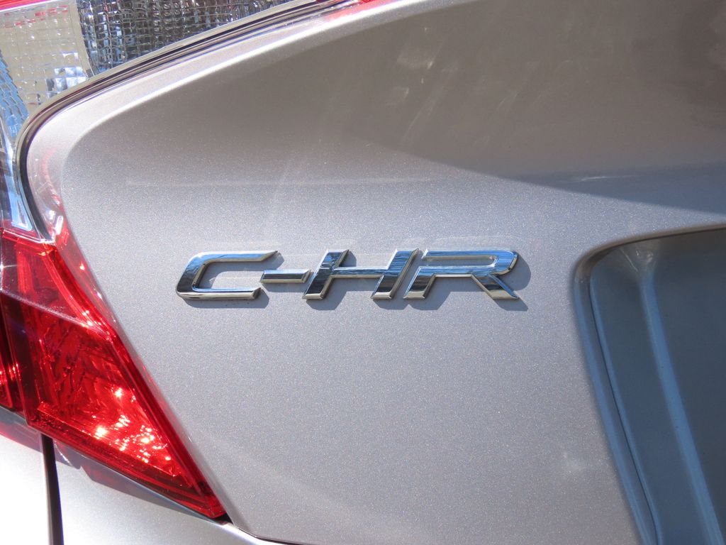 Thumbnail: 2018 Toyota C-HR - 7