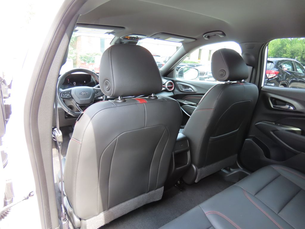 Thumbnail: 2024 Chevrolet Trax - 21