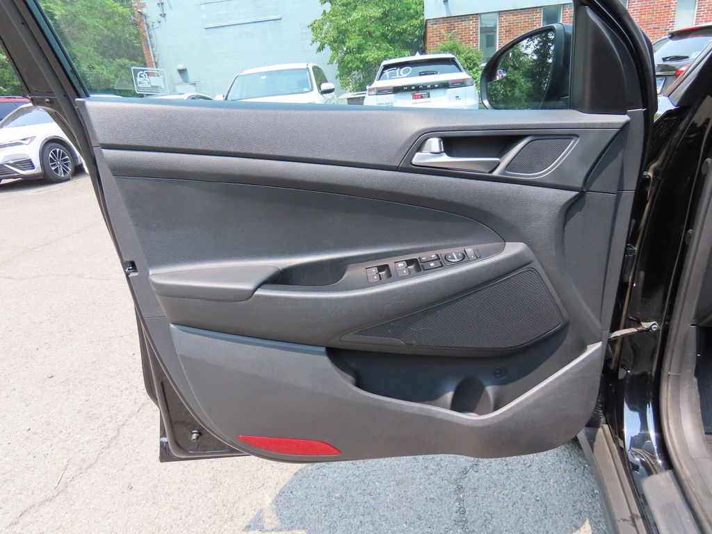 Thumbnail: 2019 Hyundai Tucson - 22