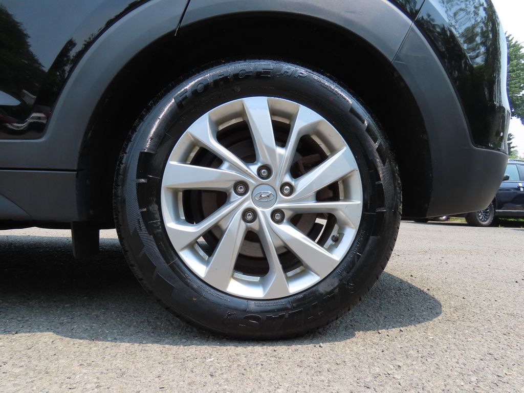 Thumbnail: 2019 Hyundai Tucson - 7