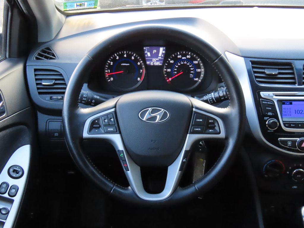 Thumbnail: 2014 Hyundai Accent - 14
