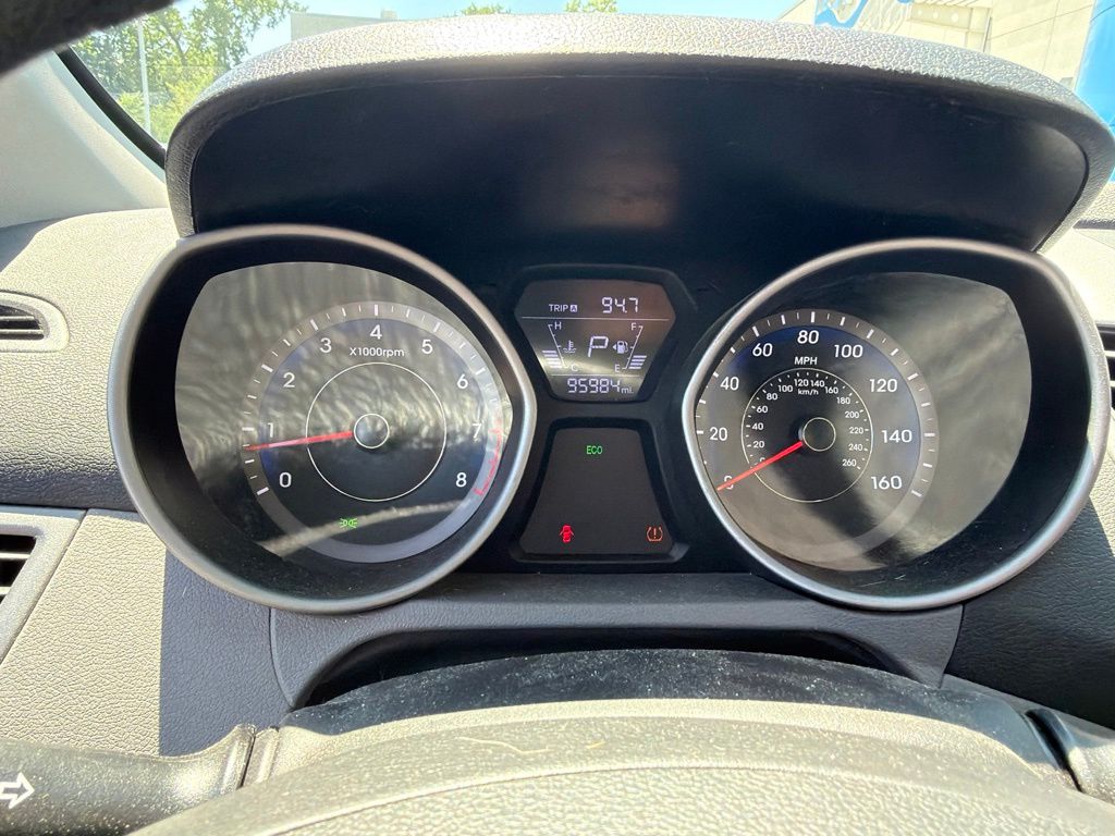 Thumbnail: 2014 Hyundai Elantra - 9