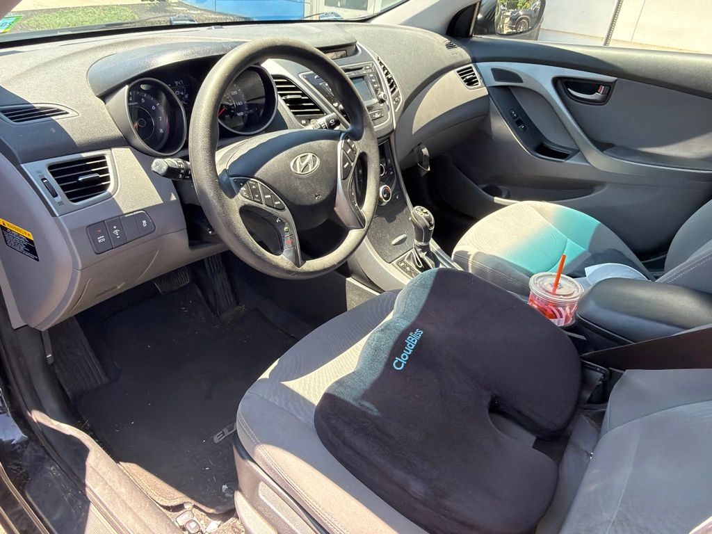 Thumbnail: 2014 Hyundai Elantra - 8
