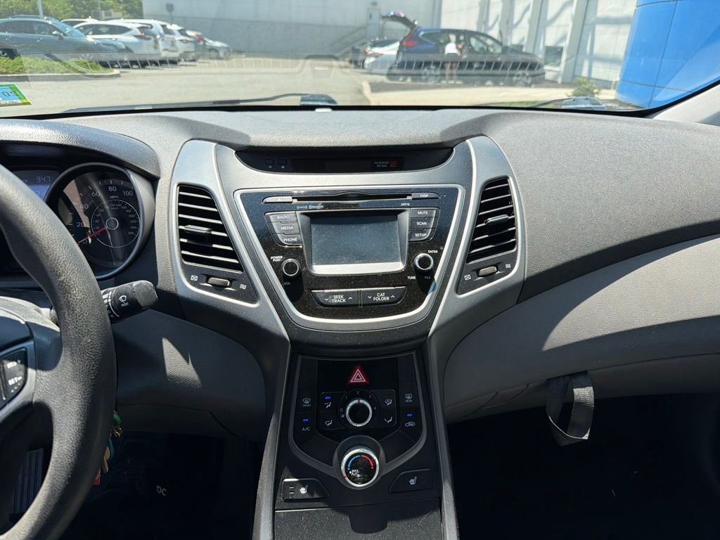 Thumbnail: 2014 Hyundai Elantra - 5