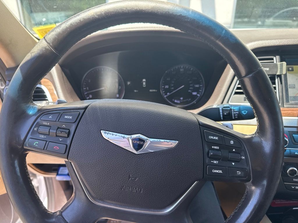 Thumbnail: 2016 Hyundai Genesis - 19