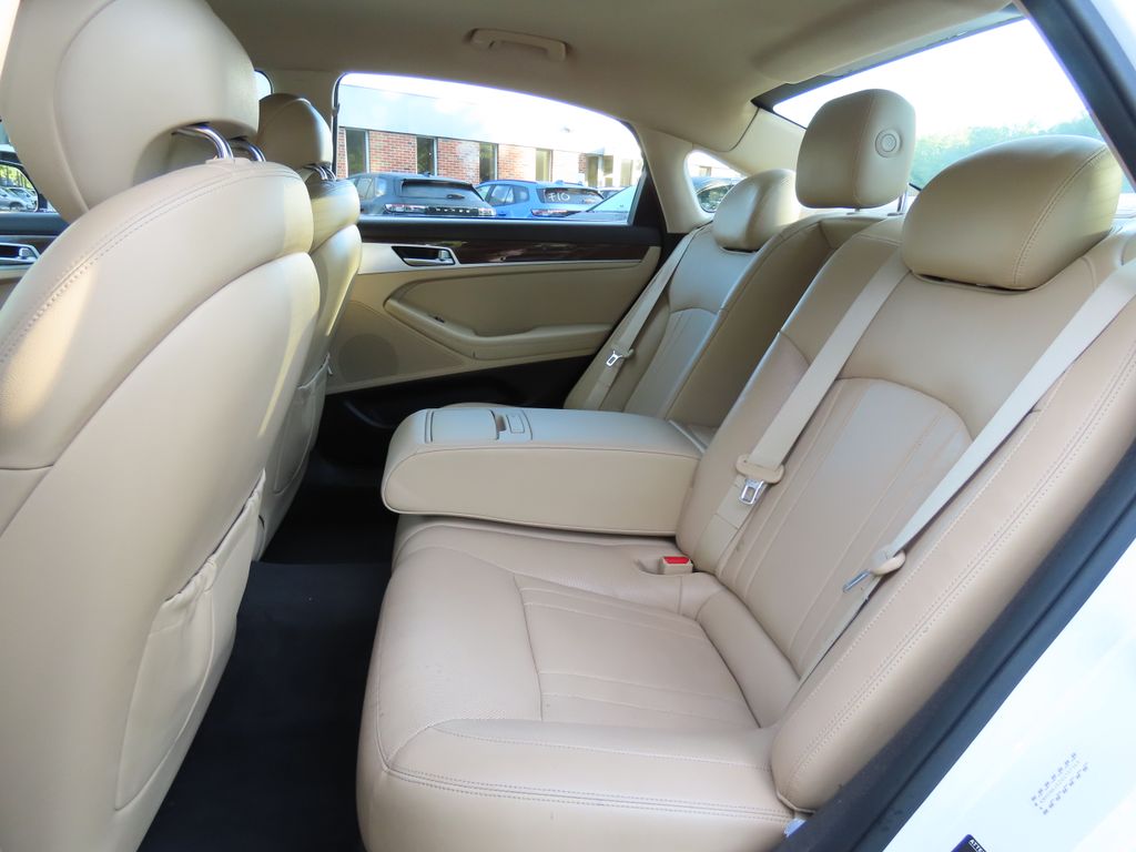 Thumbnail: 2016 Hyundai Genesis - 12