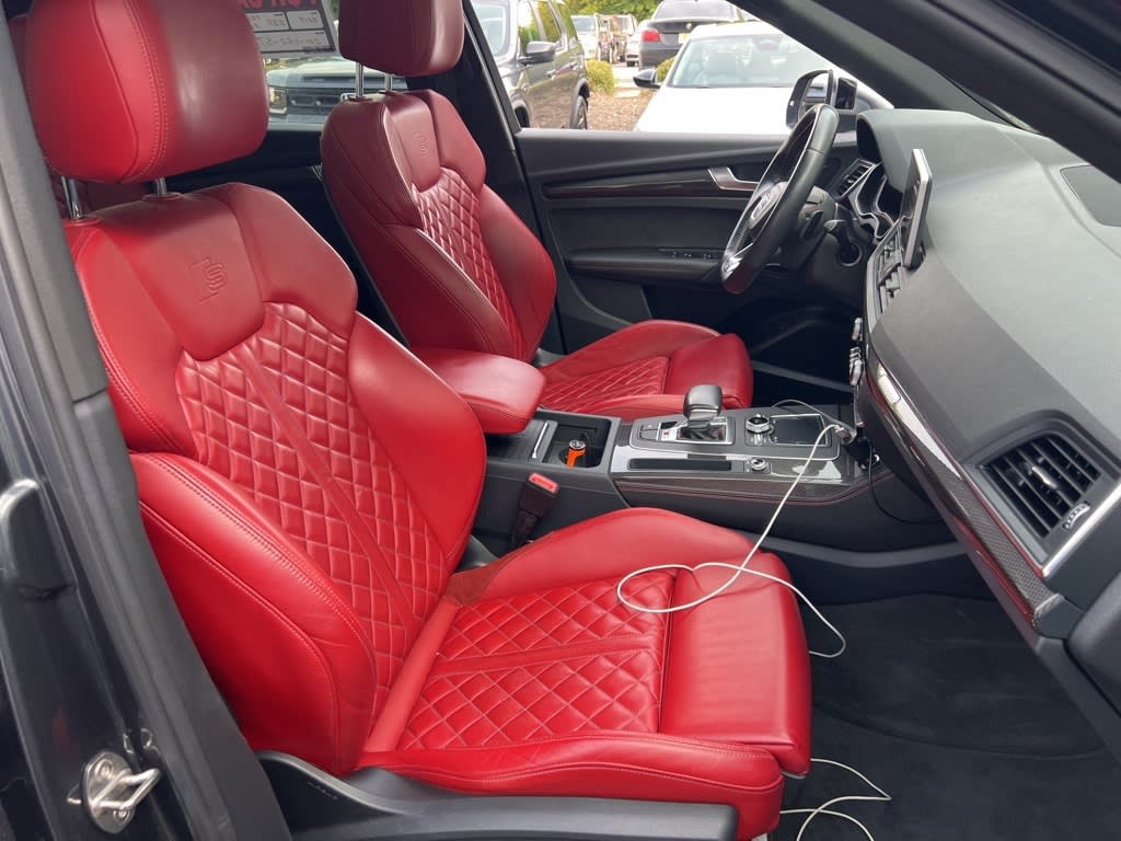 Thumbnail: 2019 Audi SQ5 - 15