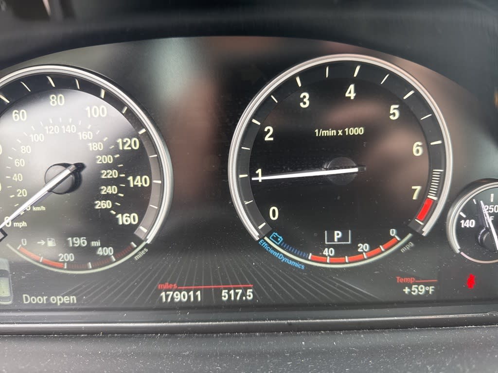 Thumbnail: 2015 BMW 5 Series - 7