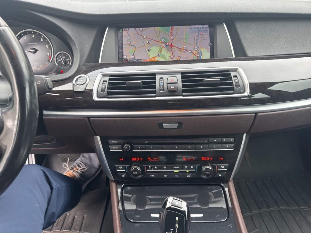 Thumbnail: 2015 BMW 5 Series - 15