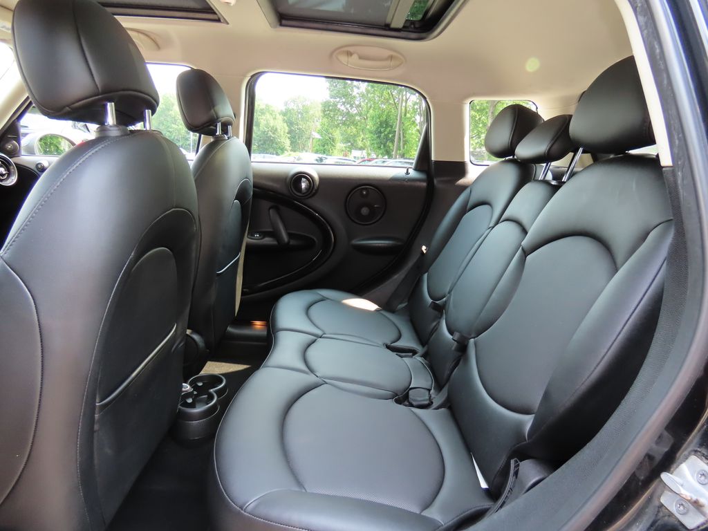 Thumbnail: 2016 MINI Cooper Countryman - 12