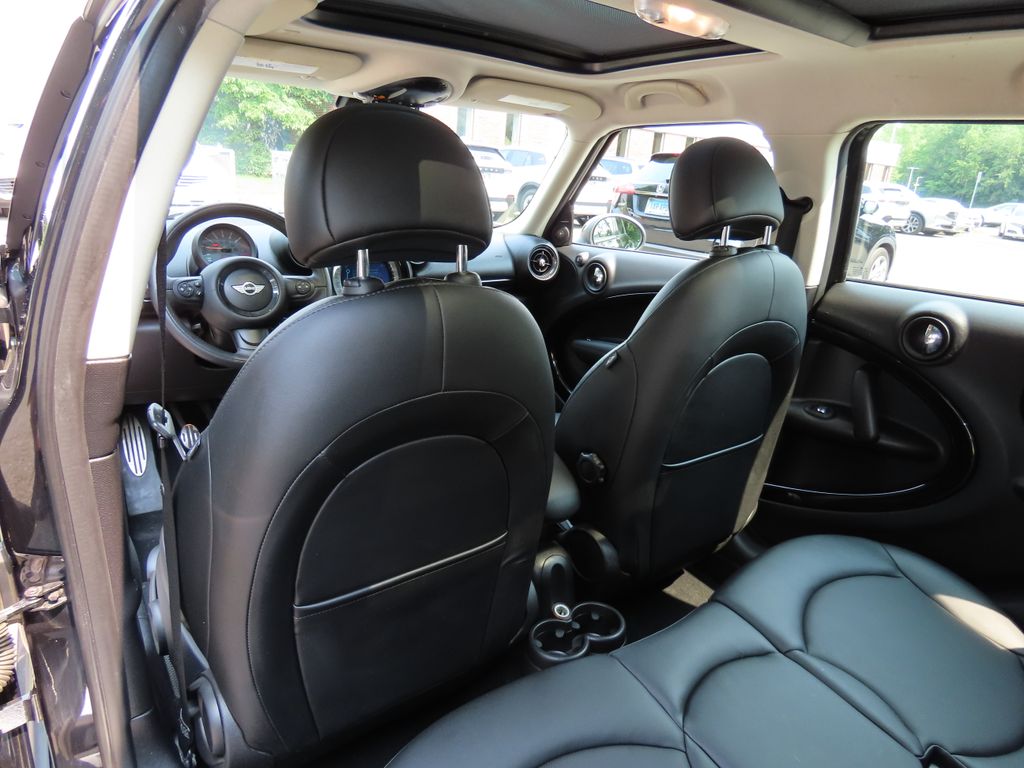Thumbnail: 2016 MINI Cooper Countryman - 22