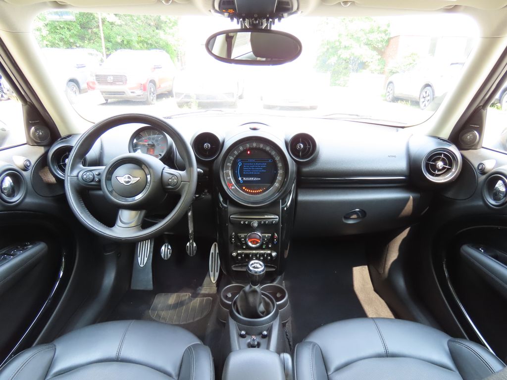 Thumbnail: 2016 MINI Cooper Countryman - 2