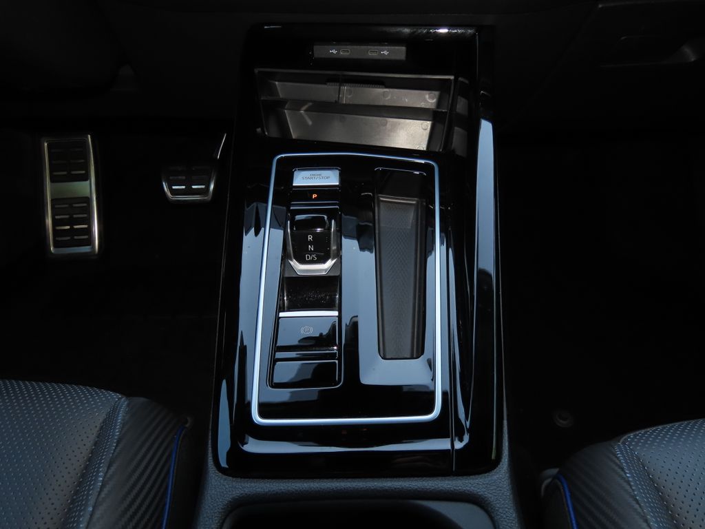 Thumbnail: 2023 Volkswagen Golf - 16