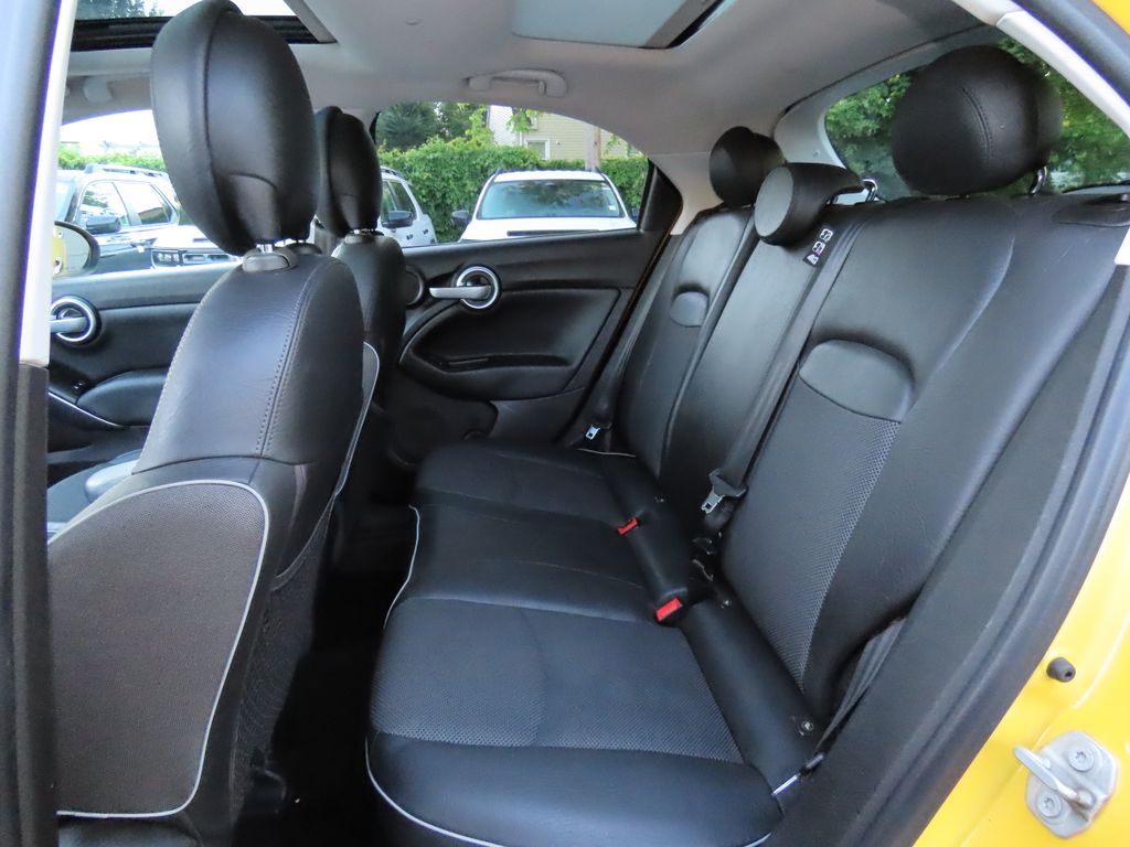 Thumbnail: 2016 Fiat 500X - 13