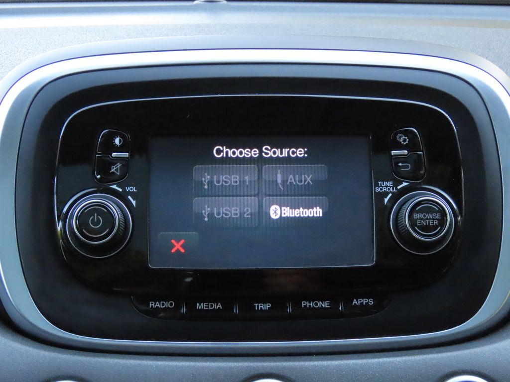 Thumbnail: 2016 Fiat 500X - 15