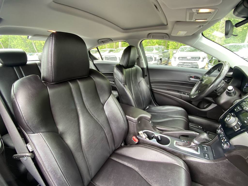Thumbnail: 2019 Acura ILX - 28