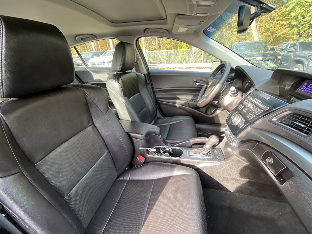 Thumbnail: 2013 Acura ILX - 11