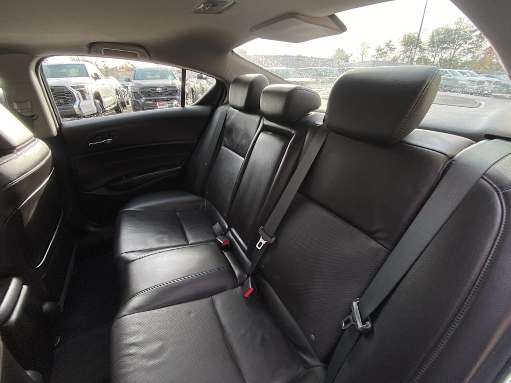 Thumbnail: 2013 Acura ILX - 34