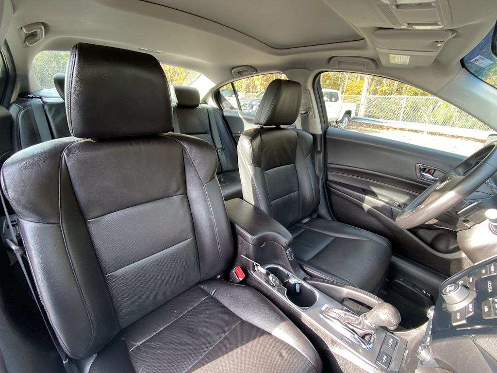 Thumbnail: 2013 Acura ILX - 33