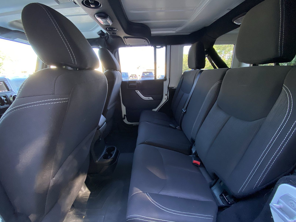 Thumbnail: 2018 Jeep Wrangler - 33