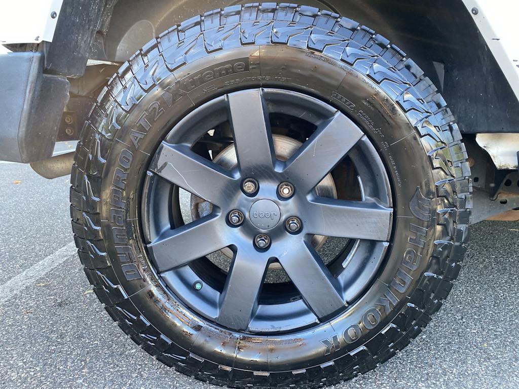 Thumbnail: 2018 Jeep Wrangler - 29
