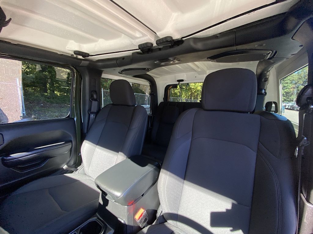Thumbnail: 2023 Jeep Wrangler - 12