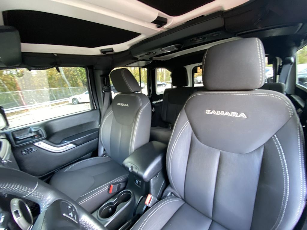 Thumbnail: 2018 Jeep Wrangler - 10