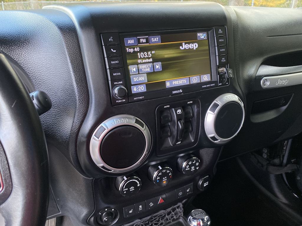 Thumbnail: 2018 Jeep Wrangler - 29