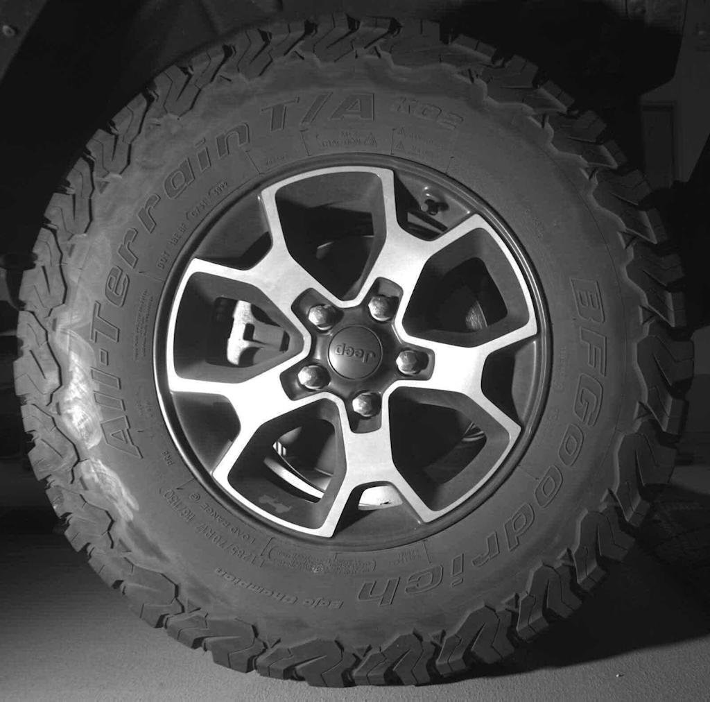 Thumbnail: 2023 Jeep Wrangler - 9
