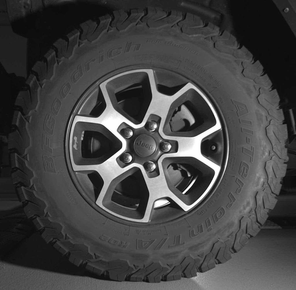 Thumbnail: 2023 Jeep Wrangler - 5