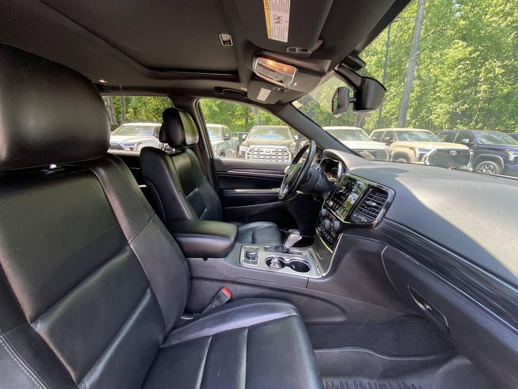 Thumbnail: 2021 Jeep Grand Cherokee - 28