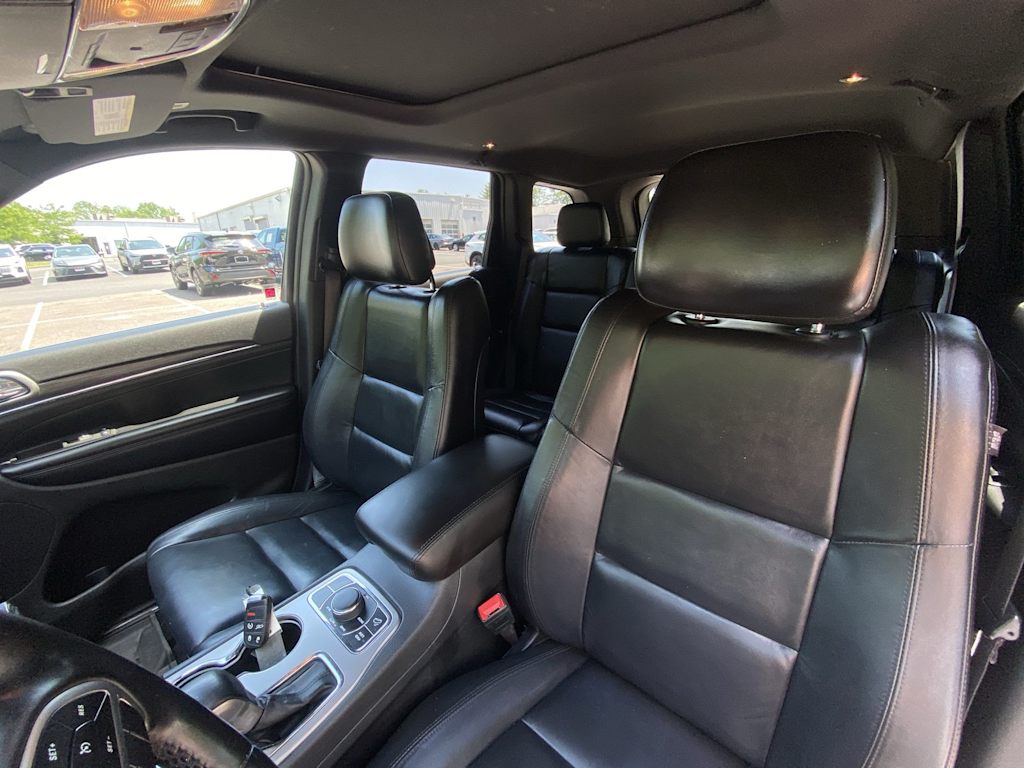 Thumbnail: 2021 Jeep Grand Cherokee - 9