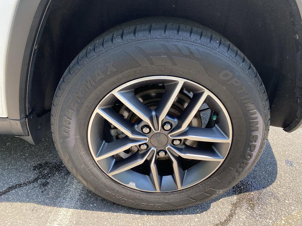 Thumbnail: 2021 Jeep Grand Cherokee - 23