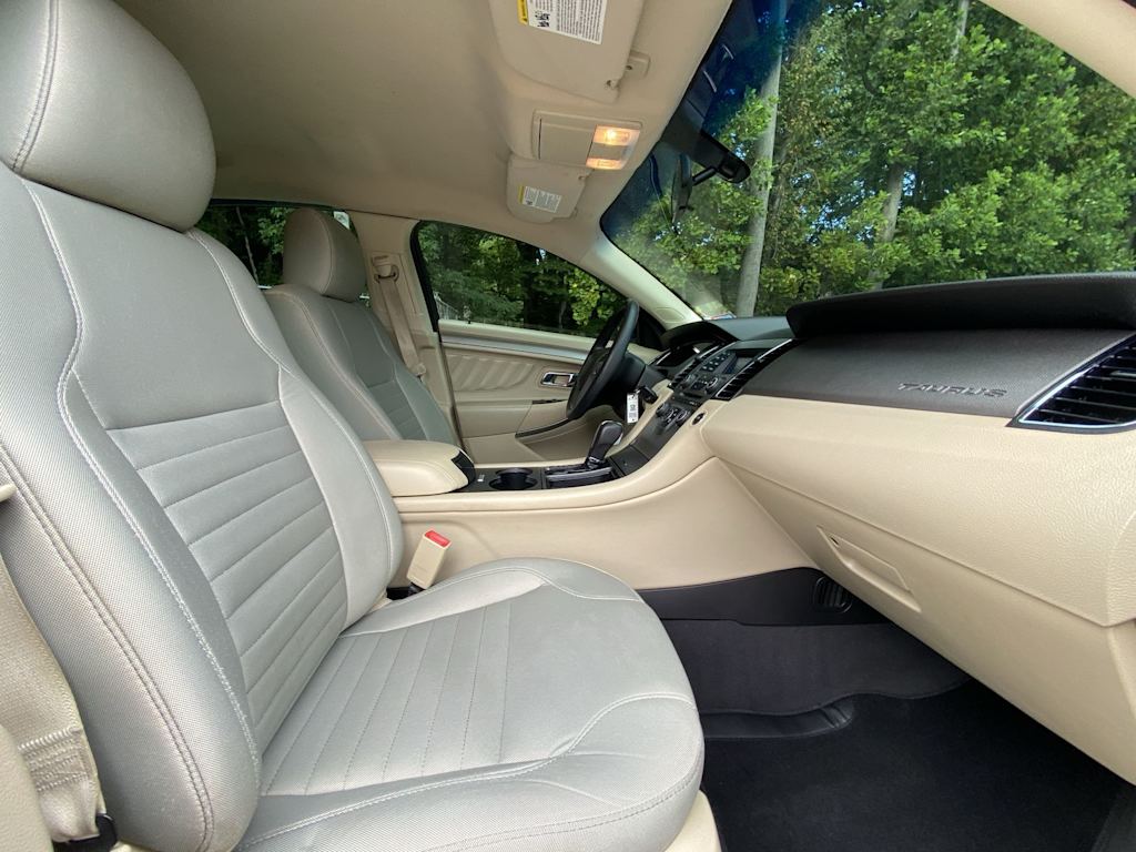 Thumbnail: 2019 Ford Taurus - 30