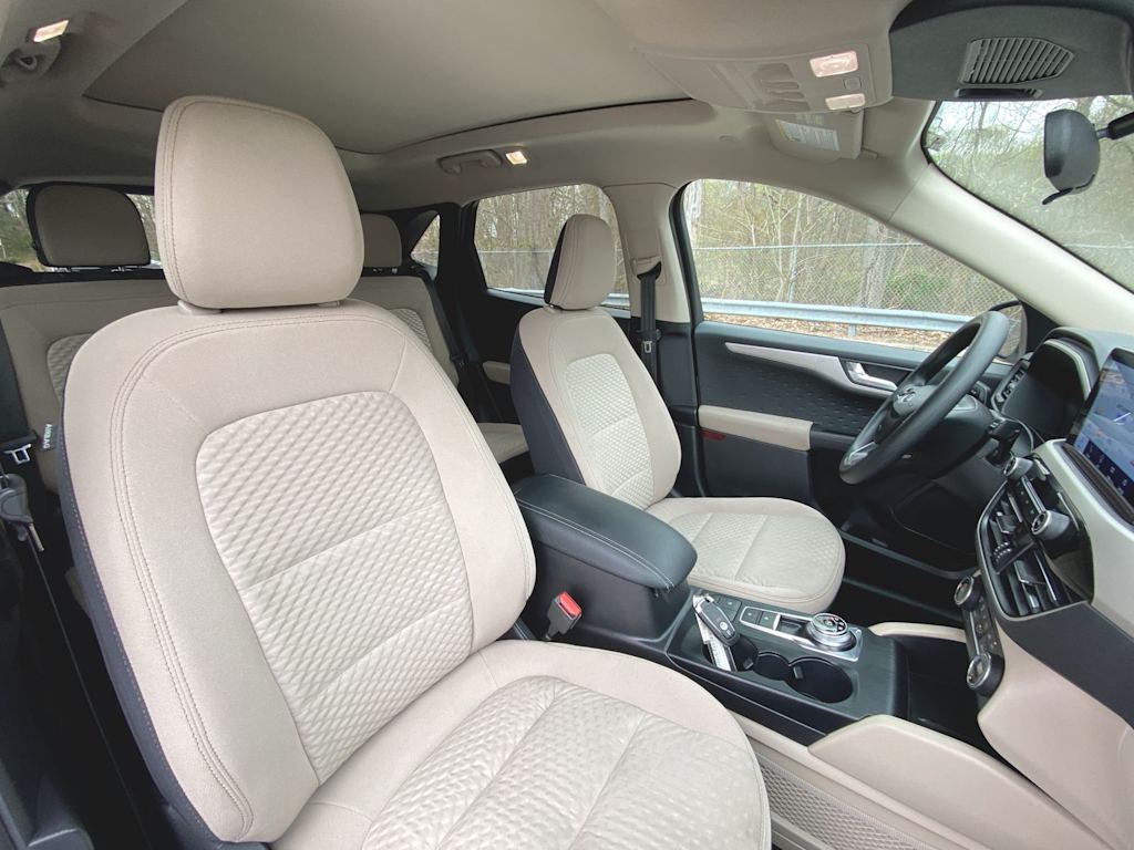 2020 Ford Escape SE 27