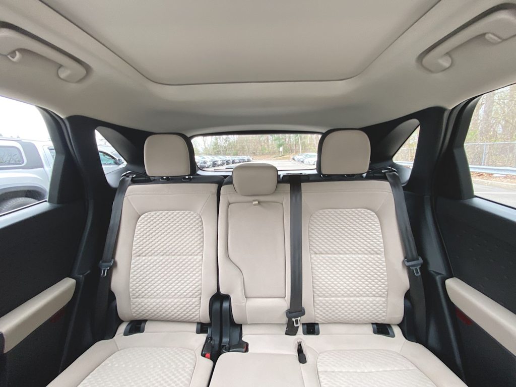2020 Ford Escape SE 29