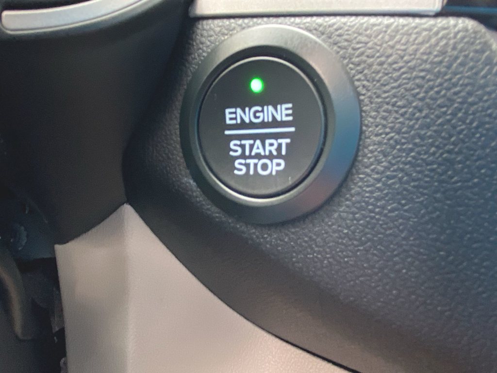 2020 Ford Escape SE 32