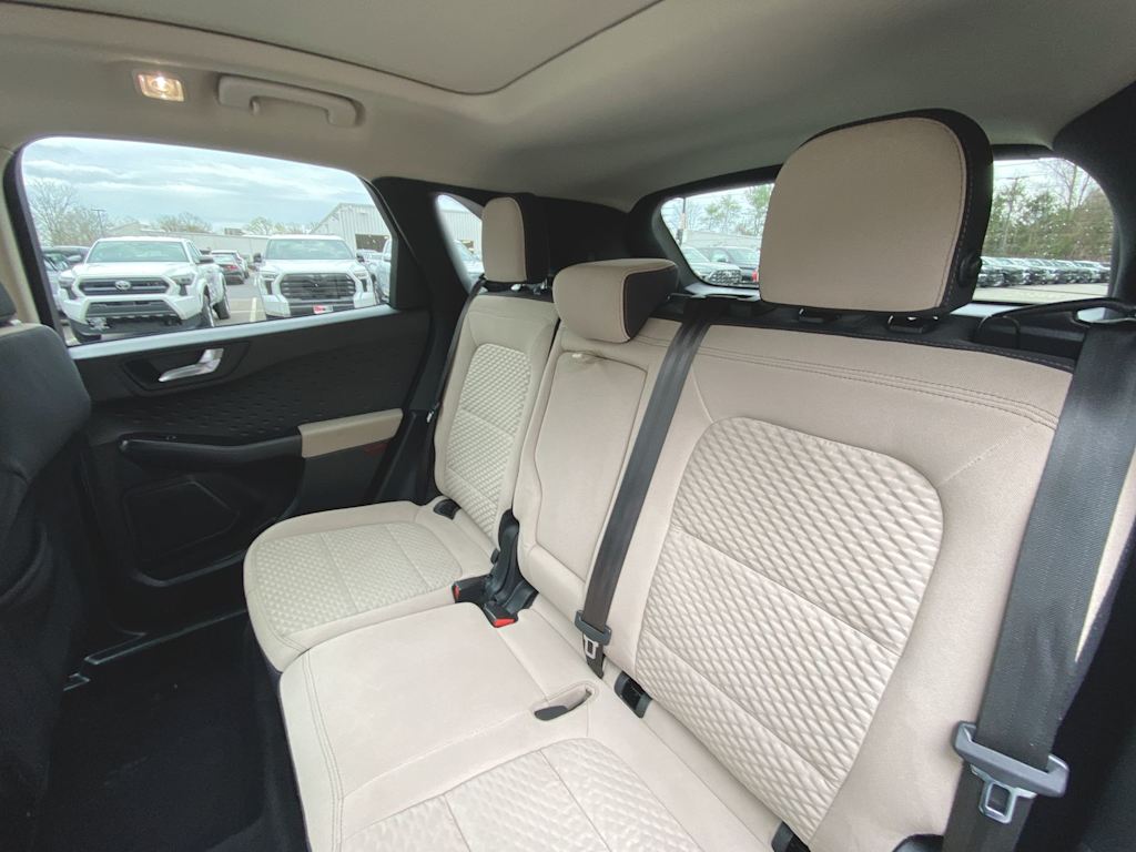 2020 Ford Escape SE 9
