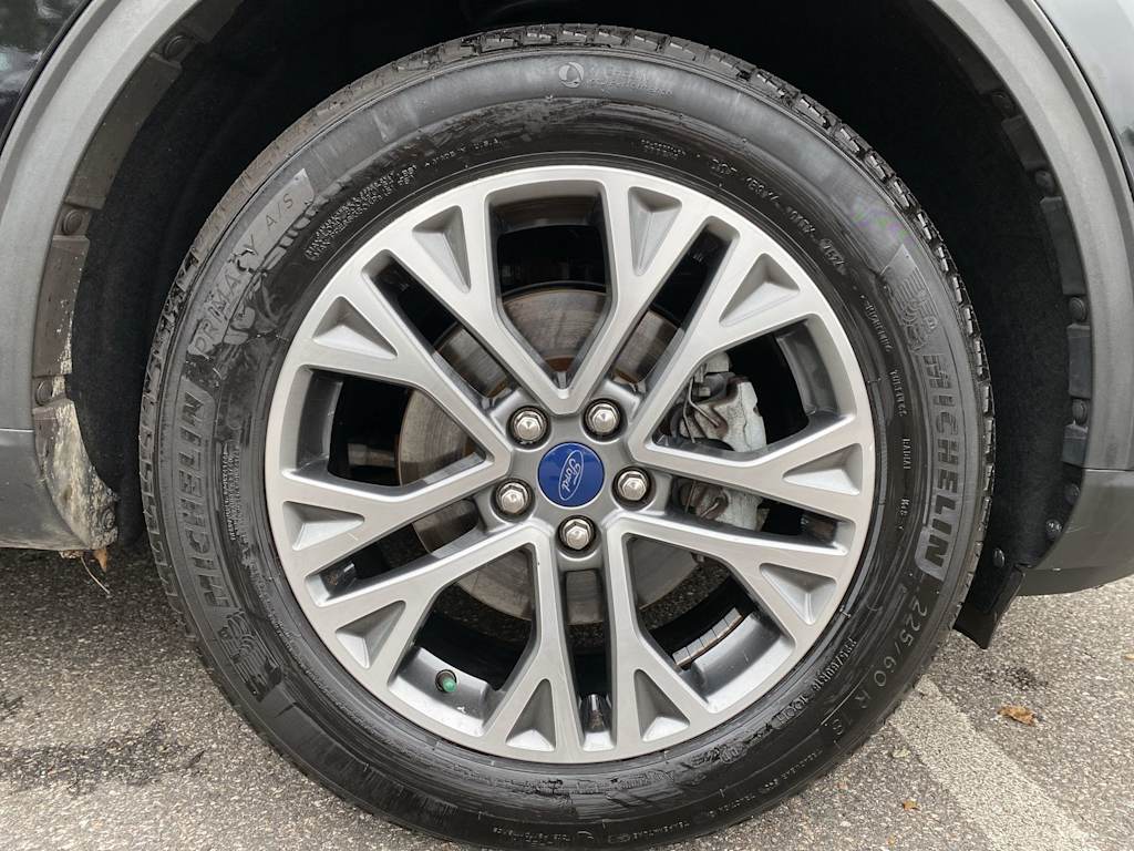 Thumbnail: 2022 Ford Escape - 25